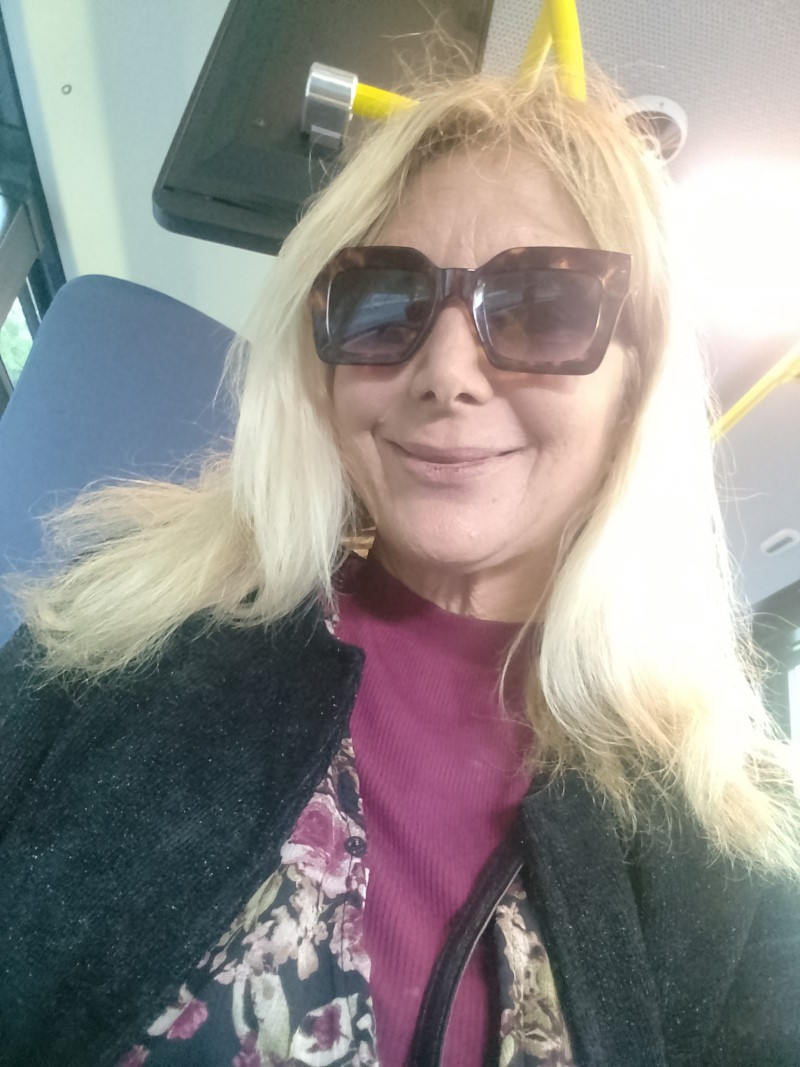 nina kosmac 0901