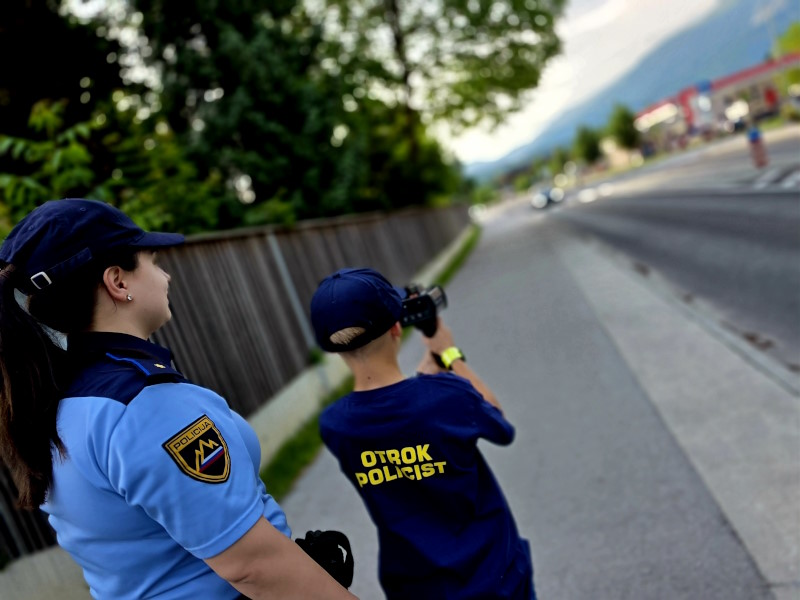 otrok policist pu kranj 2