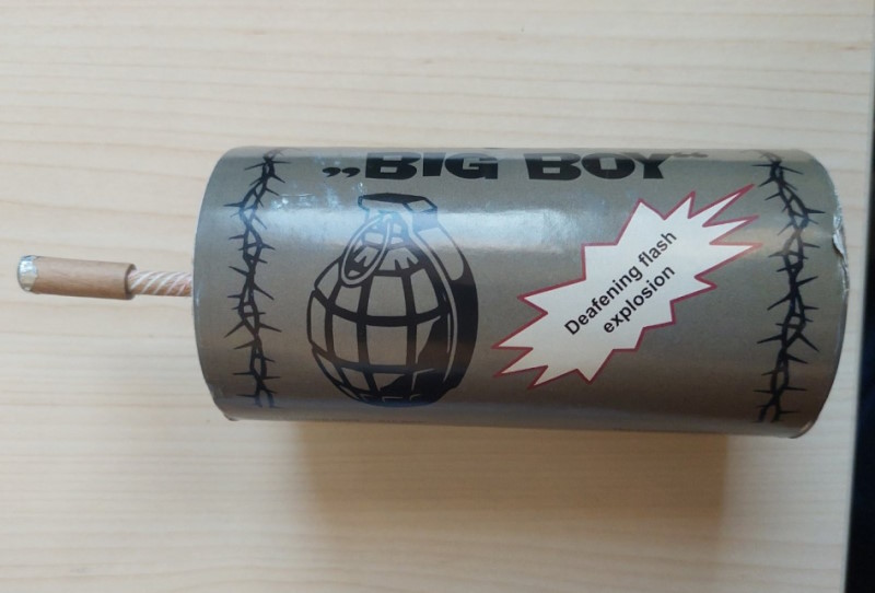 zasezena pirotehnika koper 8